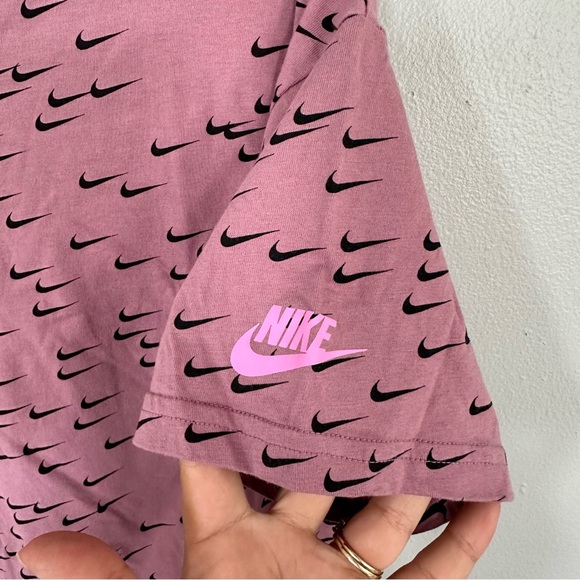 Nike crop tee size L in good condition - Picture 5 of 5